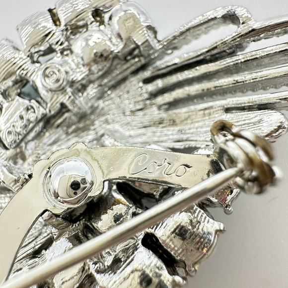 Coro Signed Blue Rhinestone Silver Tone Abstract Brooch Pin Vintage - Picture 4 of 10